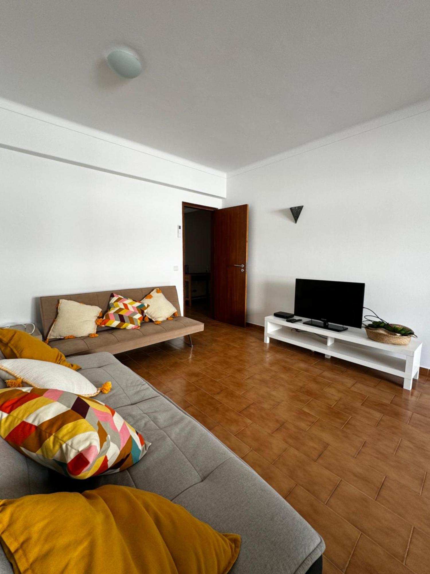 Waves T2 Apartment 카르보에이루 외부 사진